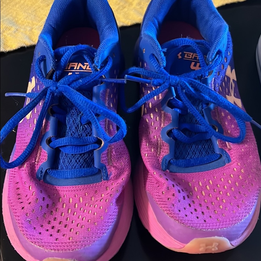 Girls size 3 Under Armour